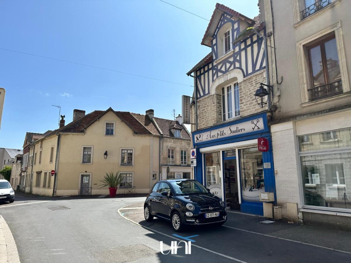 Charmante Maison En Pierre - Centre Ville - Plage Ouistreham Εξωτερικό φωτογραφία